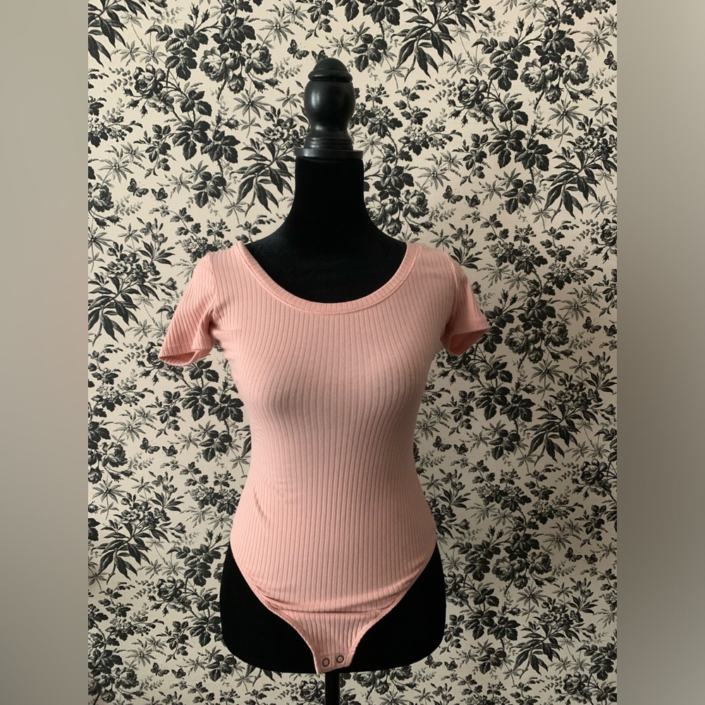 Hollister Bodysuit